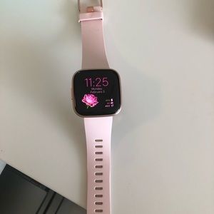 COPY - Fitbit Versa 2